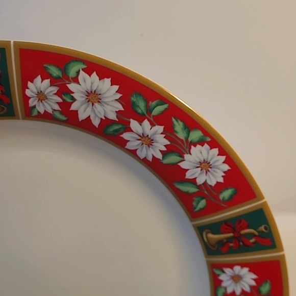 Retired Kobe Charlton Hall Chop Plate - Picture 3 of 6